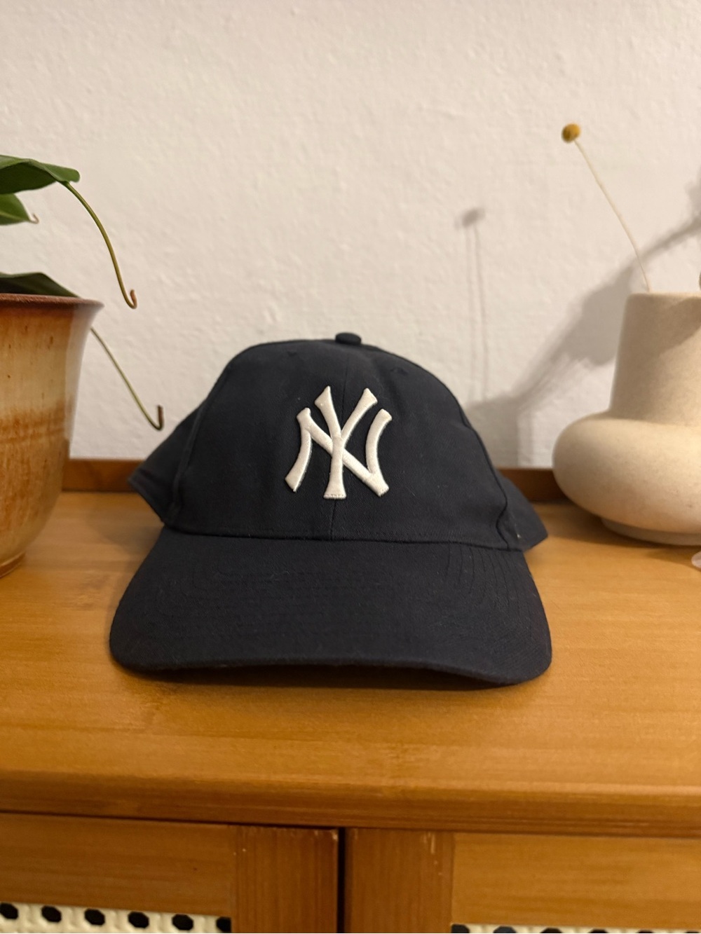 47 Navy New York Yankees Baseball Cap with White Logo